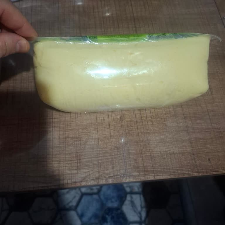 A101'de Süresi Uzun Olan Kaşar Peynirinin Şişmesi Ve Fişsiz İade Reddi