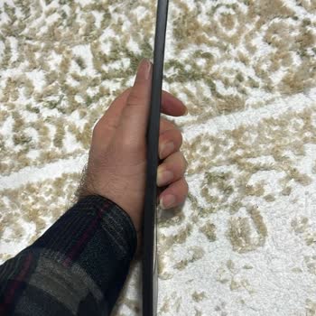 Kırık Tencere Kapakları Ve Çalışmayan Dijital Tahta Değişimi Talebi