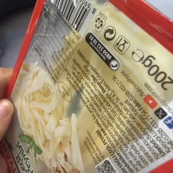 Yemeksepeti Market’ten Çeçil Peynirde Görülen Yeşil Küf Ve Gıda Güvenliği Sorunu