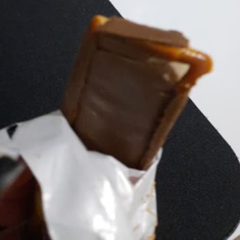 Ezilmiş Ve Bozuk Ülker Metro Çikolatası Güvenimi Sarsıyor