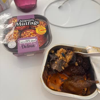 Kuru Patlıcan Biber Dolması İçinde Plastik Parça Sağlık Riski