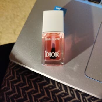 Christian Dior Vernis Nail Glow blätterte schon am 2Tag ab