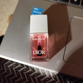 Christian Dior Vernis Nail Glow blätterte schon am 2Tag ab