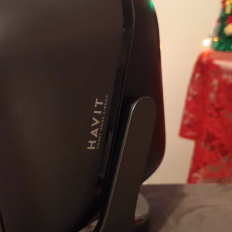 Sıfır Alınan Projeksiyon Cihazı Ayıplı Ve Kırık, Değişim Reddi