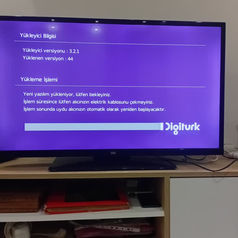 Yeni Yazılım Ekranında Donan Digiturk Cihazı Yayın Açılmıyor