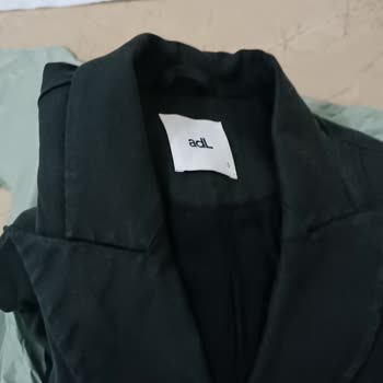 Adil Işık Group İade Ürünü Buruşturulmuş Ve Yanlış Değerlendirme