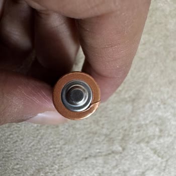 İzmir Menderes 52 Market’te Sahte Duracell Pil Satışı Ve Yanıltıcı İndirim İddiaları