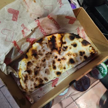 Yanık Ve Kötü Tatlı Yemek Şikayeti