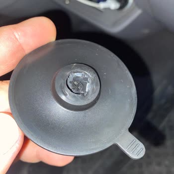 Baseus Cam Telefon Tutucularının Tekrarlayan Kırılma Sorunu