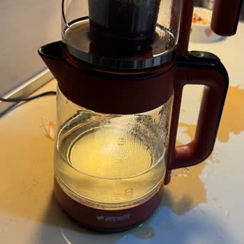 Arçelik Çay Makinesi Kendiliğinden Patladı: Güvenlik Endişesi