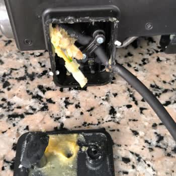 Karaca Züccaciye Servise Gönderdiğim Ürün Kırık Olarak Geldi Ve Arıza Giderilmedi!