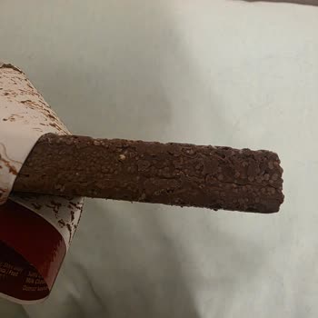 Üzerinde Beyaz Lekeli Ve Bozuk Tadaki Gofretler İçin Acil İnceleme Talebi