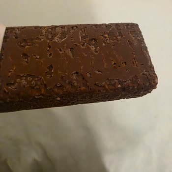 Üzerinde Beyaz Lekeli Ve Bozuk Tadaki Gofretler İçin Acil İnceleme Talebi