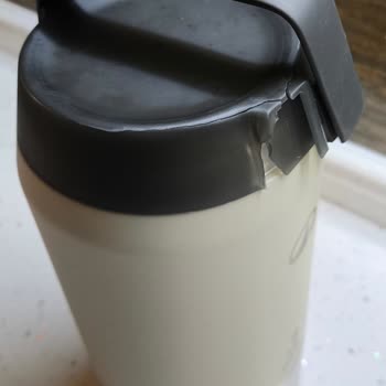 Termos Kapak Kırıldı Ücretsiz Değişim Talep Ediyorum