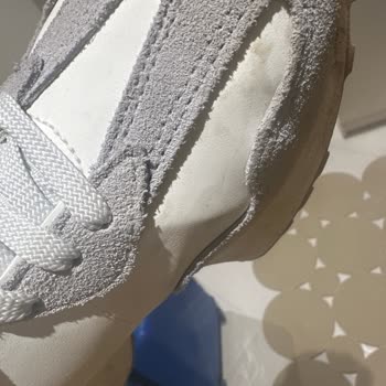 New Balance 327 Ayakkabısının Kısa Sürede Deri Kırılmaları Ve Mağazanın Ret Cevabı