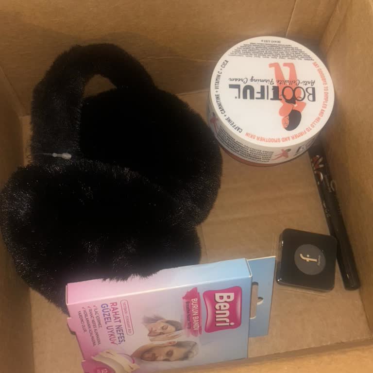 Gratis Online Siparişimde Makyaj Sabitleyici Ürün Eksik