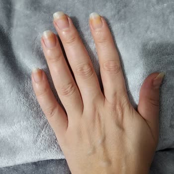 Flormar Pl068 Ojesi Tırnaklarda Turuncu Lekeler Oluşturdu