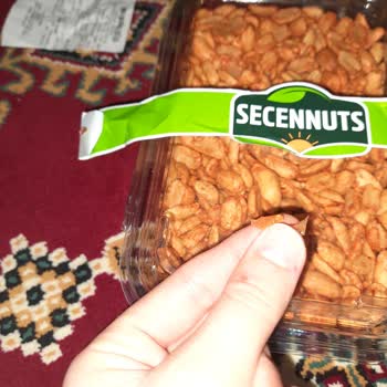 Secen Gross Soslu Fıstığın İçinden Cam Çıktı