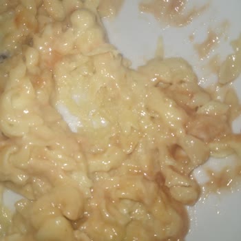 Piyale Burgu Makarnanın Uzayan Plastik Kıvamı Sağlık Endişesine Yol Açtı!