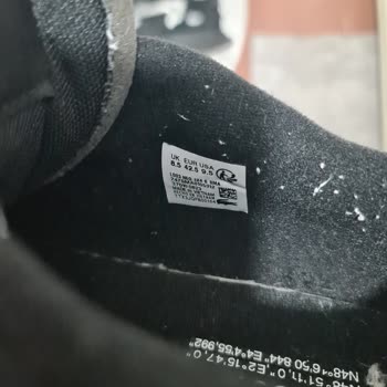 Lacoste Neo Sneaker’da İç Tüy Toplanması Sorunu