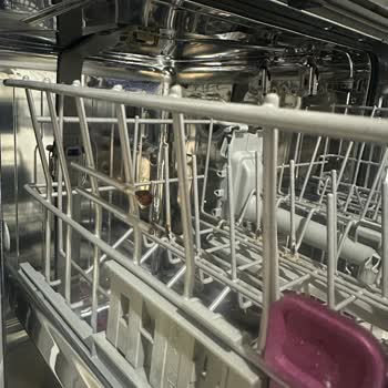 Arçelik Bulaşık Makinesinin Sepetlerinde Paslanma Ve Ücretsiz Değişim Talebi