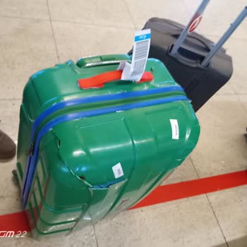 Kırık Bagaj Ve Gecikmeli Varıştan Dolayı Hızlı Çözüm Talebi