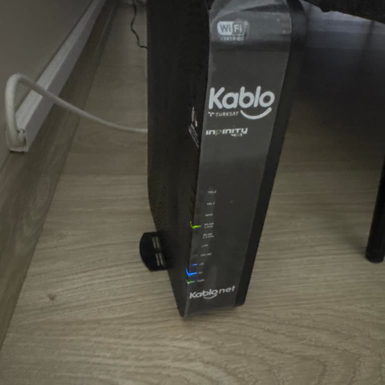 24 Saat Boyunca TV Ve İnternet Kesintisi, Müşteri Hizmetlerinde Bilgi Verilememesi