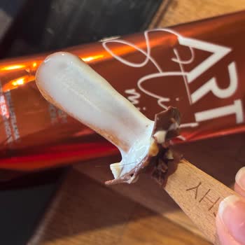 Kechy Dondurmasında Çikolata Katmanında Saç Tespiti Ve Hijyen İhlali