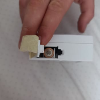 Pil Kapağı Kırılan DemirDöküm Wireless Termostatı İçin Yedek Parça Bulamama Ve Servis Cevapsızlığı