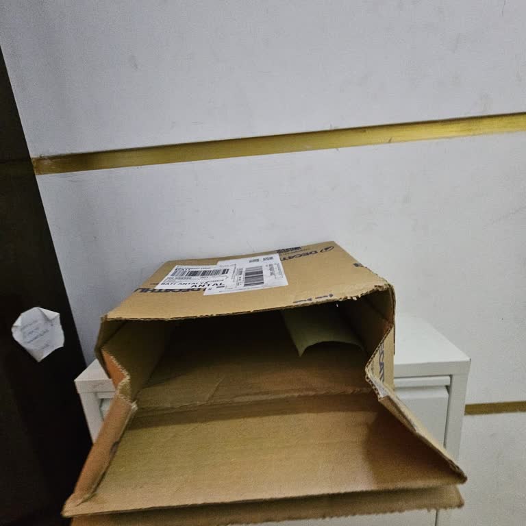 Aras Kargo'da Kayıp Çaydanlık Ve Çözüm Bekleniyor