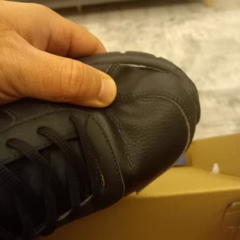 Skechers Ayakkabısında Kısa Sürede Açılma Ve Değişim Talebi