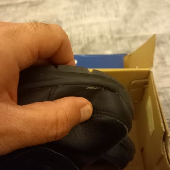 Skechers Ayakkabısında Kısa Sürede Açılma Ve Değişim Talebi