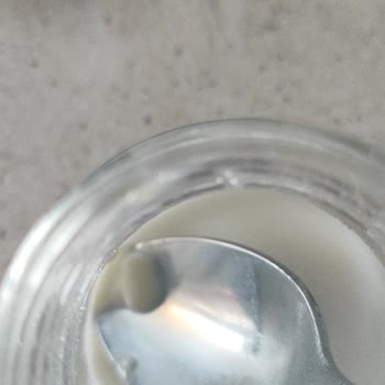 Sma Laktozsuz Mama Çözünmeyen Topaklar Biberonu Tıkıyor