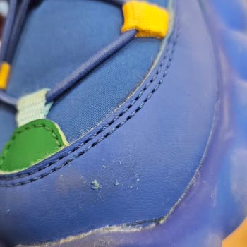 Bir Günlük Kullanımda Soyulan Çocuk Botu İçin İade Ve Çözüm Talebi