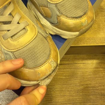 Bir Günlük Kullanımda Soyulan Çocuk Botu İçin İade Ve Çözüm Talebi