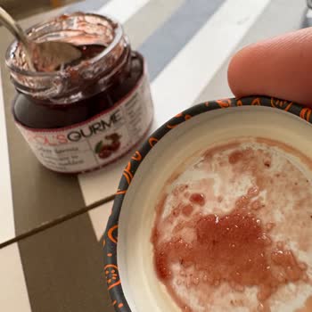 Şeker İlavesiz Reçelde Şeker Kristalleri Bulundu