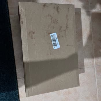 Amazon'dan Aldığım Puma Ayakkabısının Kullanılmış Ve Özensiz Gönderimi