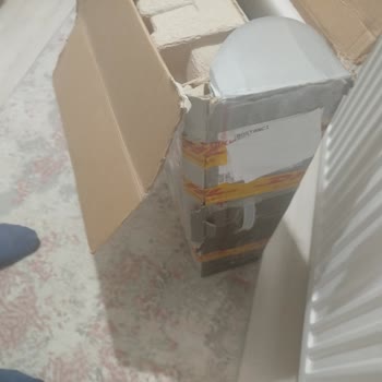 Eksik Ve Kirli Parçalarla Geri Gönderilen Robot Süpürge İçin Ürün Değişimi Talebi