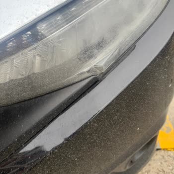 Honda Civic 2019 Modelinde Düşük Kilometrede Kalite Problemi: Boya Dökülmesi Ve Far Deformasyonu