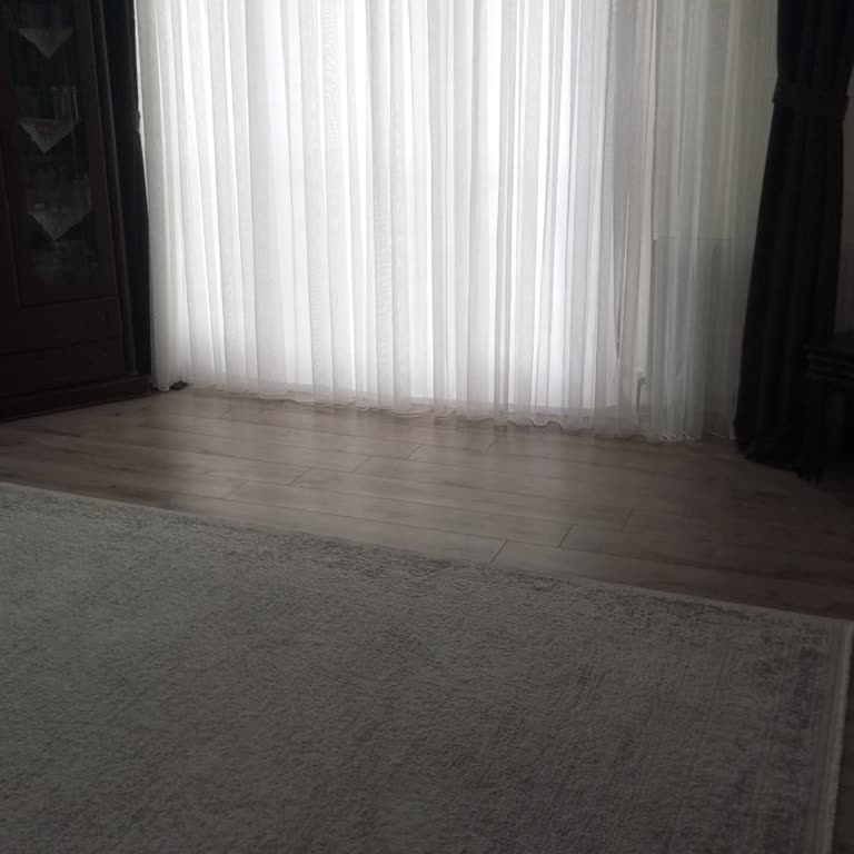 Eymense Müşteri Güveni Sarsıldı: Yanıltıcı Kargo Bilgisi ve Uzayan Teslimat