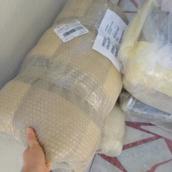 Kargo Teslimatında Bina Önüne Bırakma Ve Bilgilendirme Eksikliği