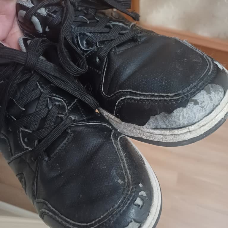 Kısa Sürede Bozulan Ayakkabı Ve İade Sürecinde Destek Eksikliği