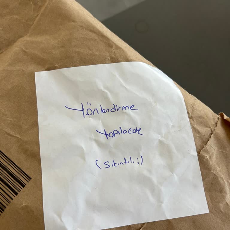 DHL Menderes Şubesinin Saygısız Ve Baskıcı Müşteri Tutumu