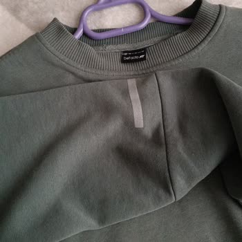 5 Ayda Renk Kaybı Yaşayan DeFacto Kazak İçin Ücret İadesi Talebi