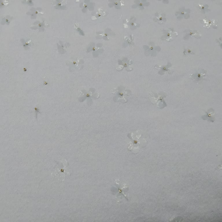 Çiçek Aplikeli Triko Tunikte Tül Sökülmesi Ve İade Talebi