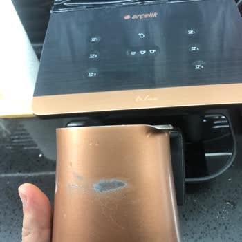 Arçelik Yetkili Servisinden Gelen Deforme Kahve Parçası İçin Ücretsiz Değişim Talebi