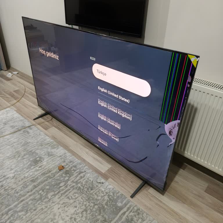 Kırık Televizyonun Alınmaması Ve Değişim Talebinin Gecikmesi