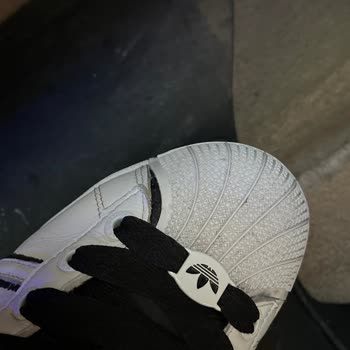 Adidas Superstar Ayakkabısında Kısa Sürede Yan Açılmalar Ve Kalite Sorunu