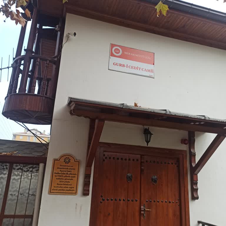 Camiden Zorla Çıkarıldık