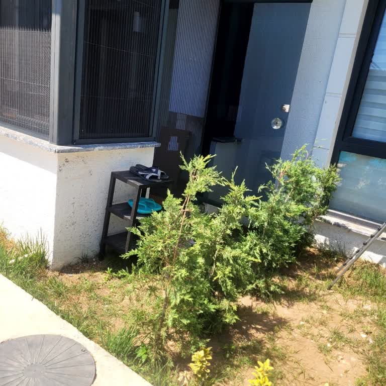 Komşunun Ortak Bahçeyi İzinsiz Sahiplenmesi Ve Sivişoğlu İnşaatın Sessizliği